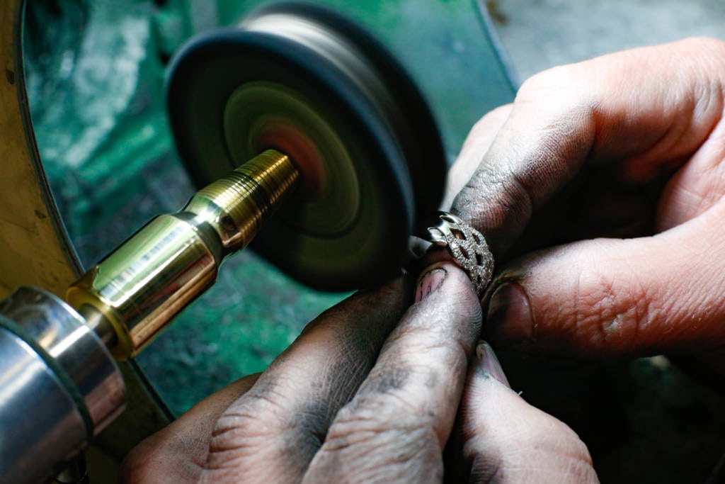 Jewelry polishing